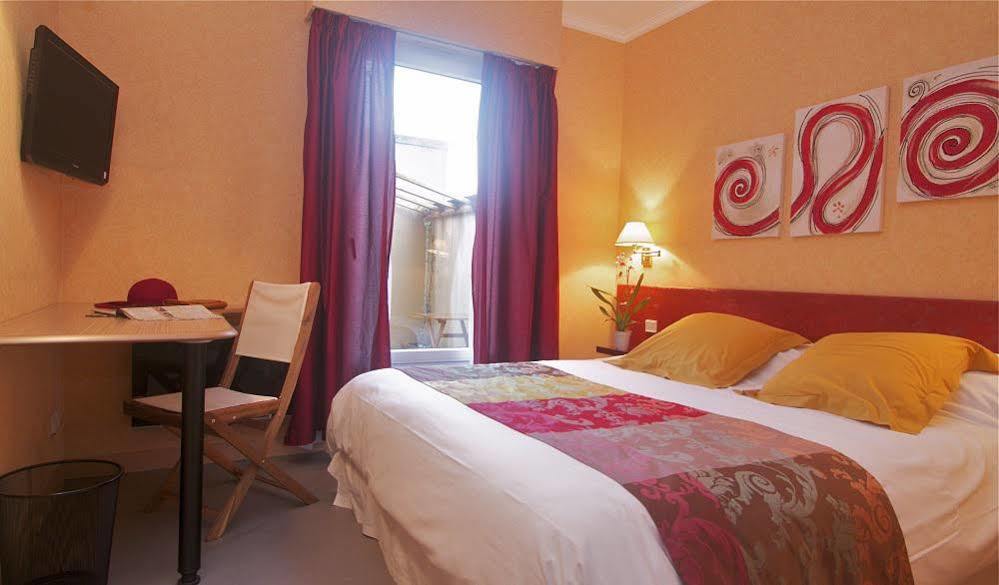 Hotel Sully Nogent-le-Rotrou Dış mekan fotoğraf